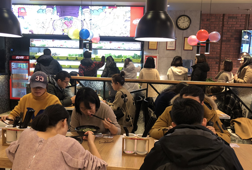 孙大力骨汤麻辣烫远洋广场店，开业一周年福利大放送！