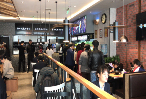 <b>更完善的服务只为更好的食材</b>